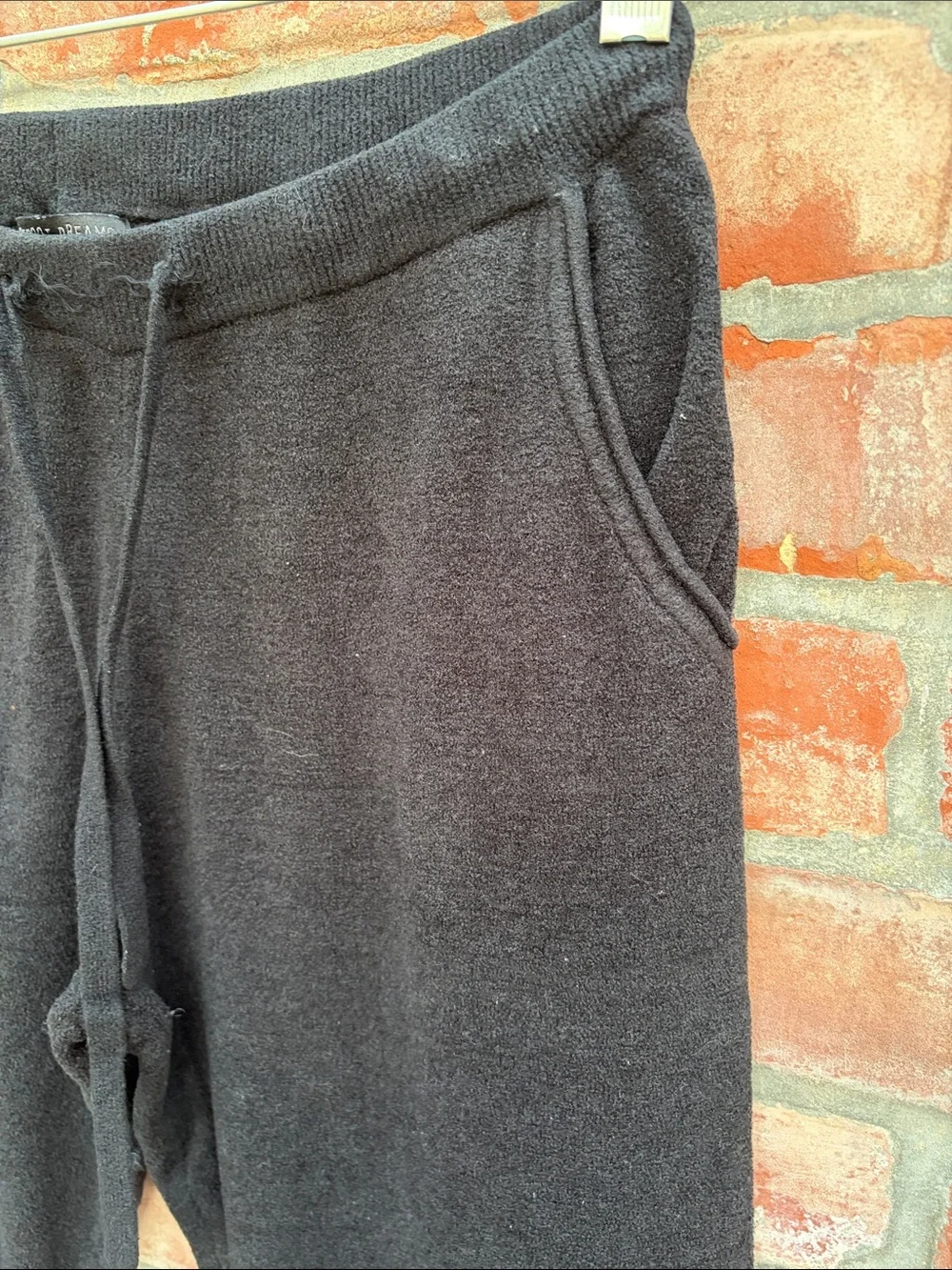 Barefoot dreams Cozy ultra light crop legging - Comfortable Everyday Wear